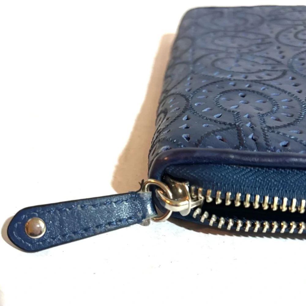 Coach vintage Blue Embossed Zip Wallet
